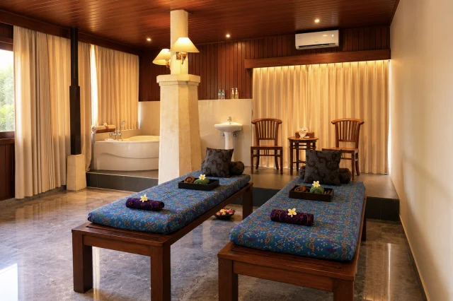 Purnama Spa massage