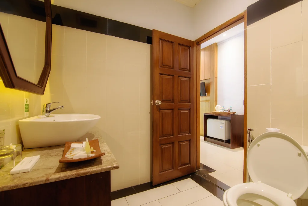 Superior Room bathroom