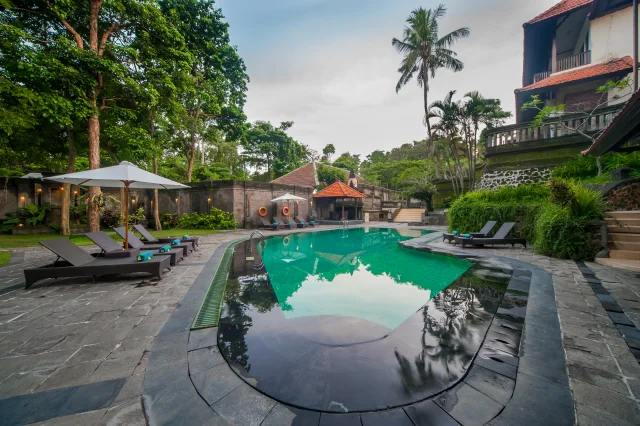 Swimming Pool 17